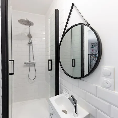 A 30s Du Rer E,paris En 20 Min ホームステイ *