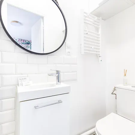 Δωμάτια σε οικογενειακή κατοικία A 30s Du Rer E,paris En 20 Min