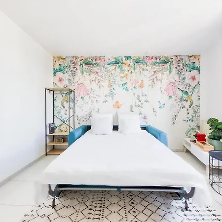 A 30s Du Rer E,paris En 20 Min ホームステイ